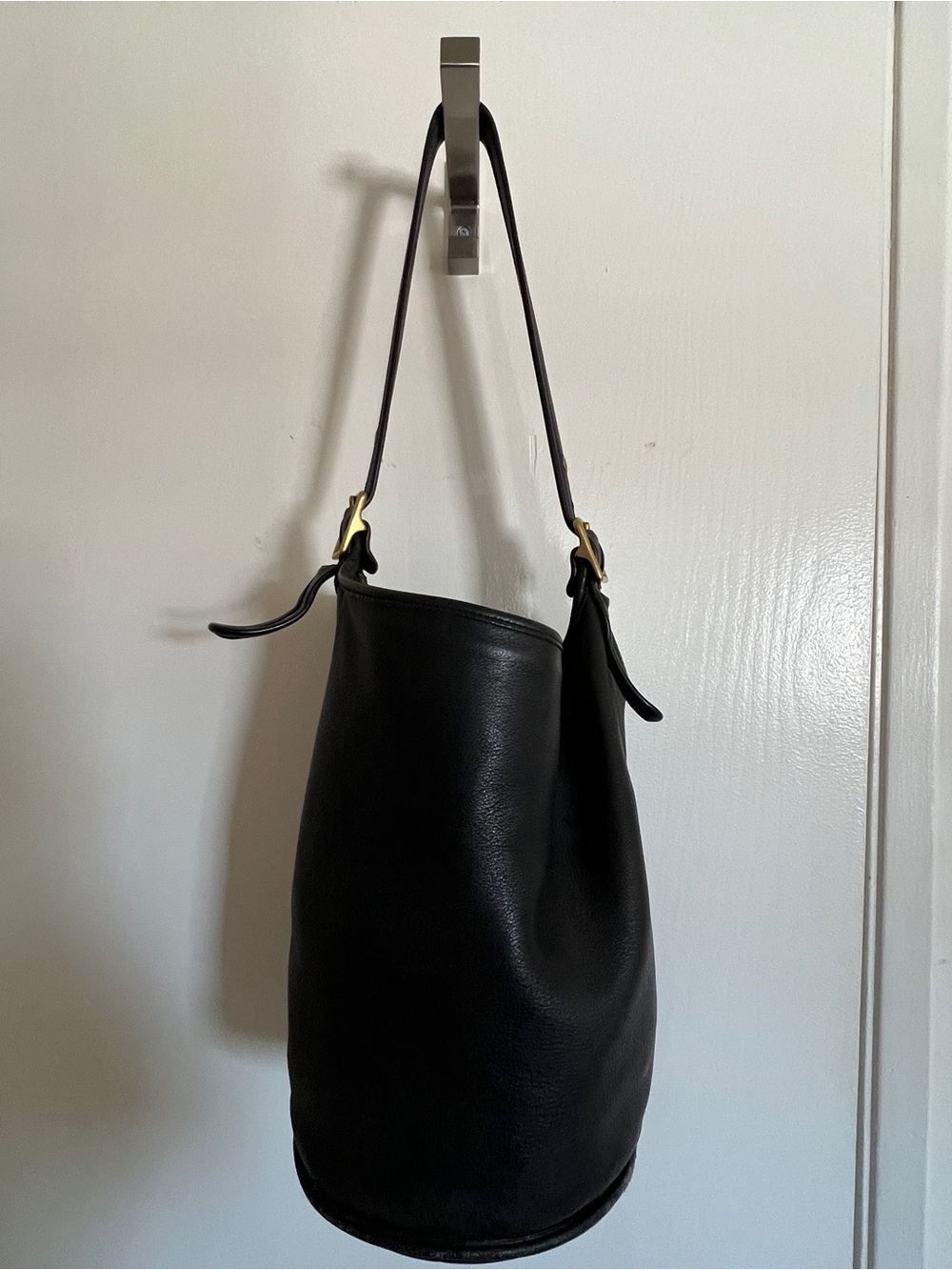 Vintage Coach 9085 Leather Bucket Bag